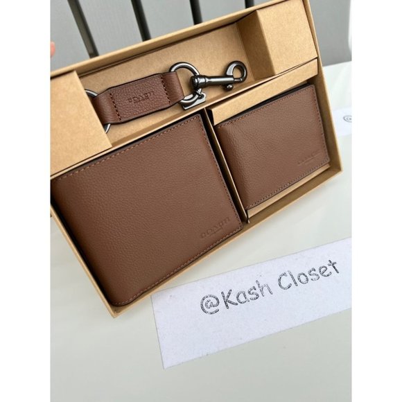Coach Boxed 3 in 1 Men's Wallet With Trigger Snap Key Fob - Dark Saddle - Picture 1 of 9